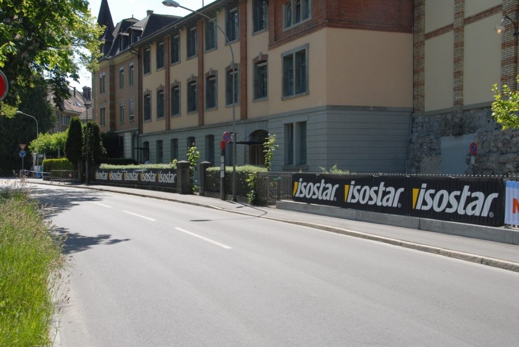Endlosbanner mit Ösen